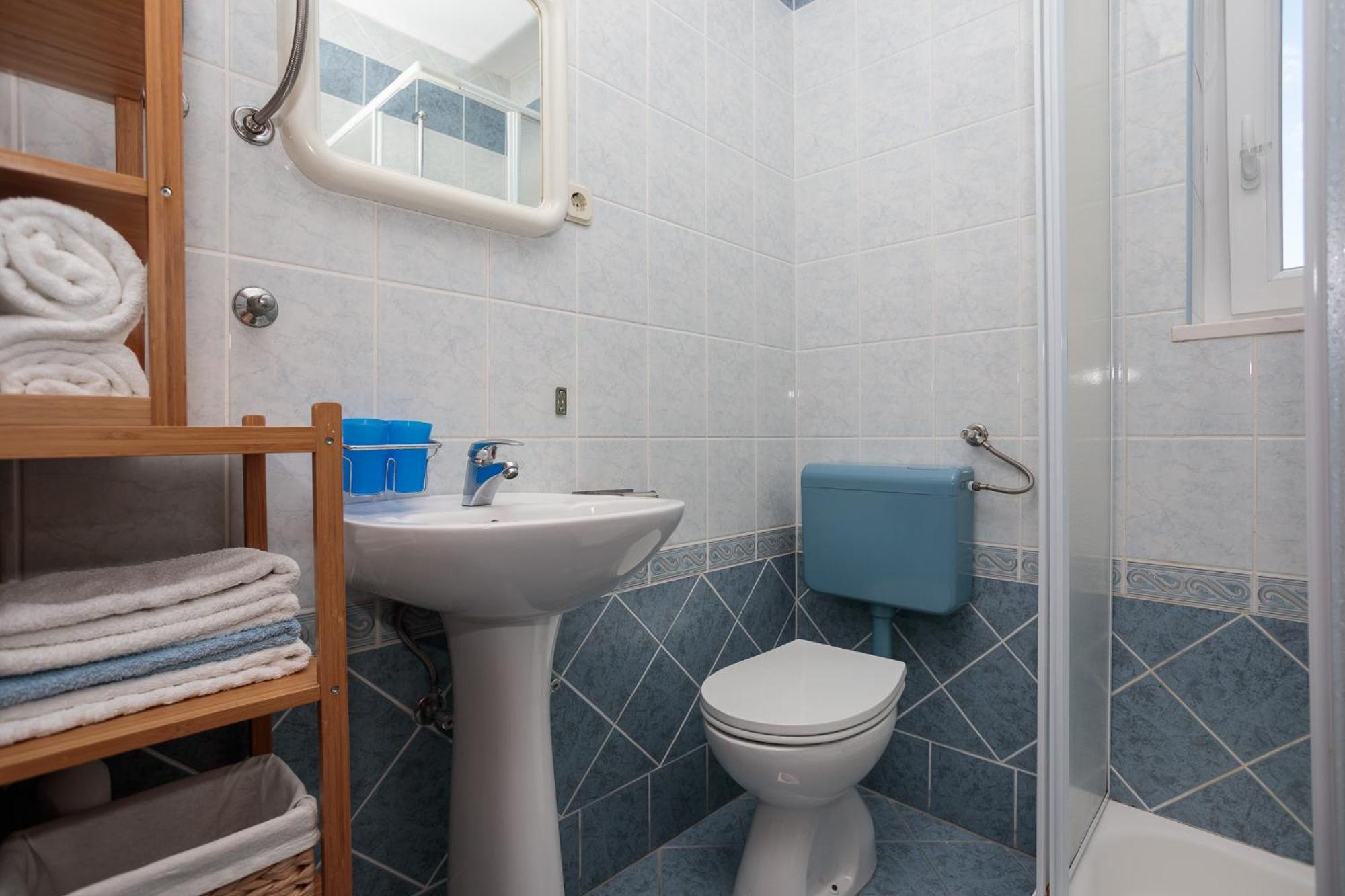 Apartments Delfin Кърк Стая снимка